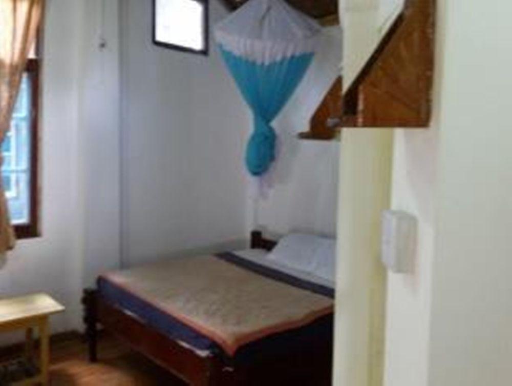 Prince Hotel Mrauk-oo Esterno foto