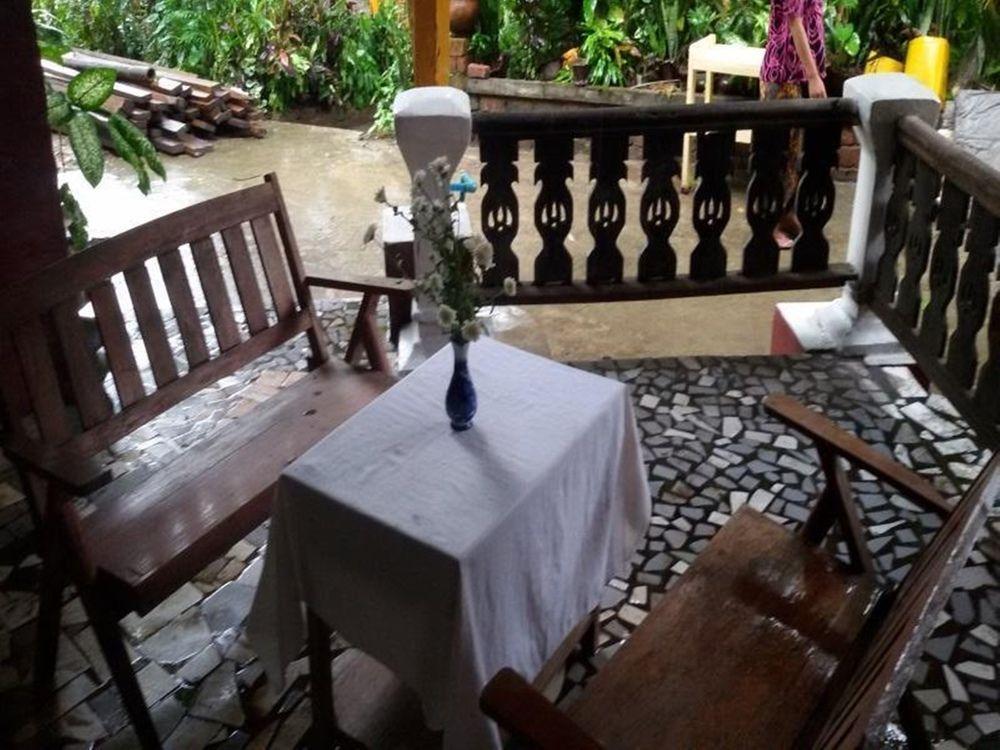 Prince Hotel Mrauk-oo Esterno foto