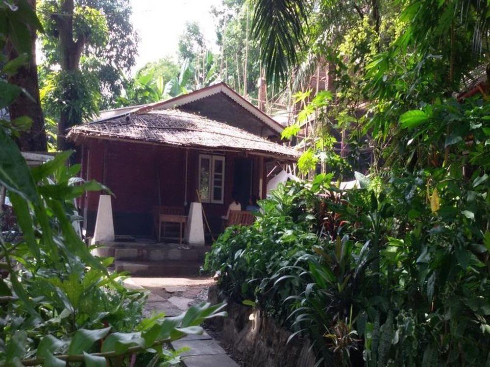 Prince Hotel Mrauk-oo Esterno foto