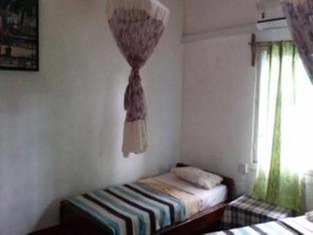 Prince Hotel Mrauk-oo Esterno foto