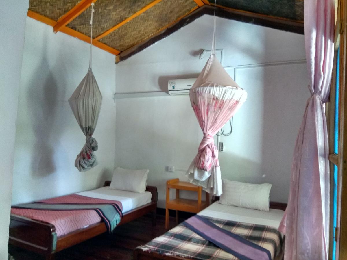 Prince Hotel Mrauk-oo Esterno foto