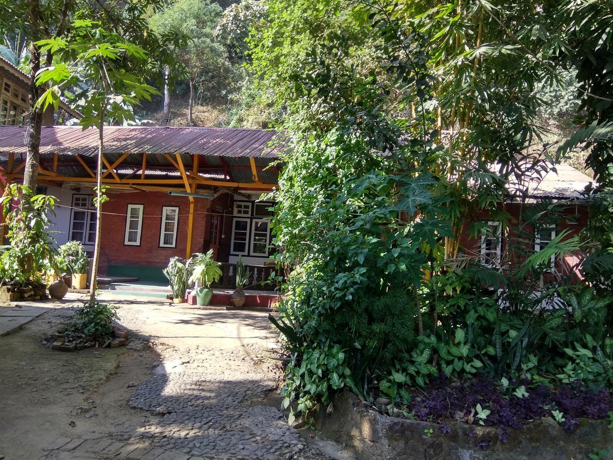 Prince Hotel Mrauk-oo Esterno foto