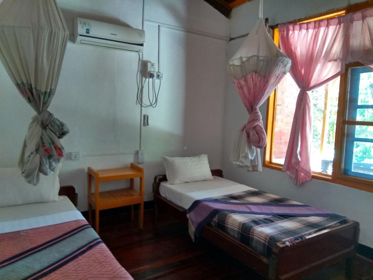 Prince Hotel Mrauk-oo Esterno foto